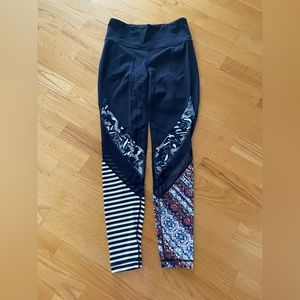 Athleta navy floral leggings with mesh cutout